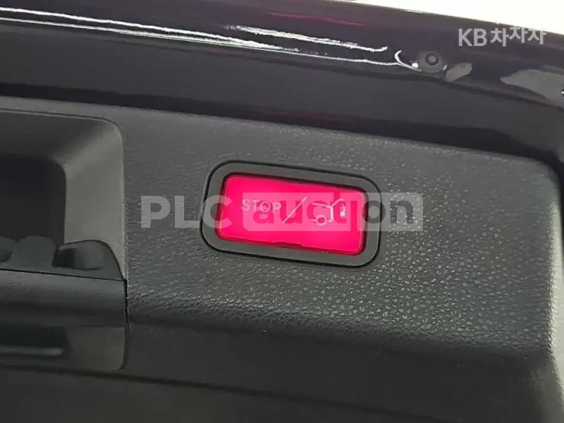 Mercedes-Benz GLK 220d 4matic| КАМЕРА| ПОДГРЕВ| PANO| ВКЛ. ТЕХНОТЕСТ, снимка 15 - Автомобили и джипове - 54427327