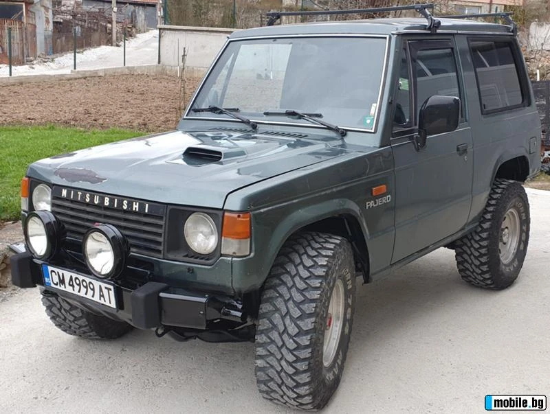 Mitsubishi Pajero MK 1, снимка 4 - Автомобили и джипове - 54768604