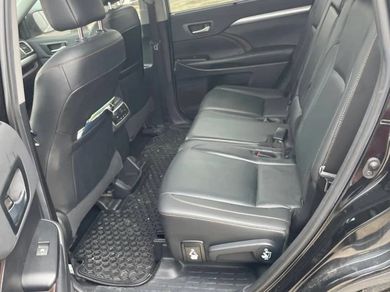 Toyota Highlander * AWD XLE * 2 КЛЮЧА * 7 МЕСТЕН * ДИСТРОНИК, снимка 17 - Автомобили и джипове - 55734988