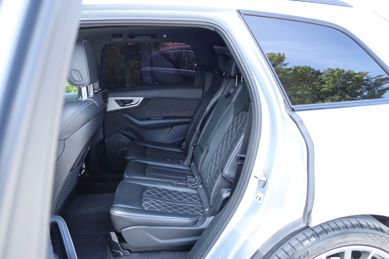 Audi SQ7 6+ 1* Matrix* Carbon* Exclusive* HP*  | Mobile.bg   16