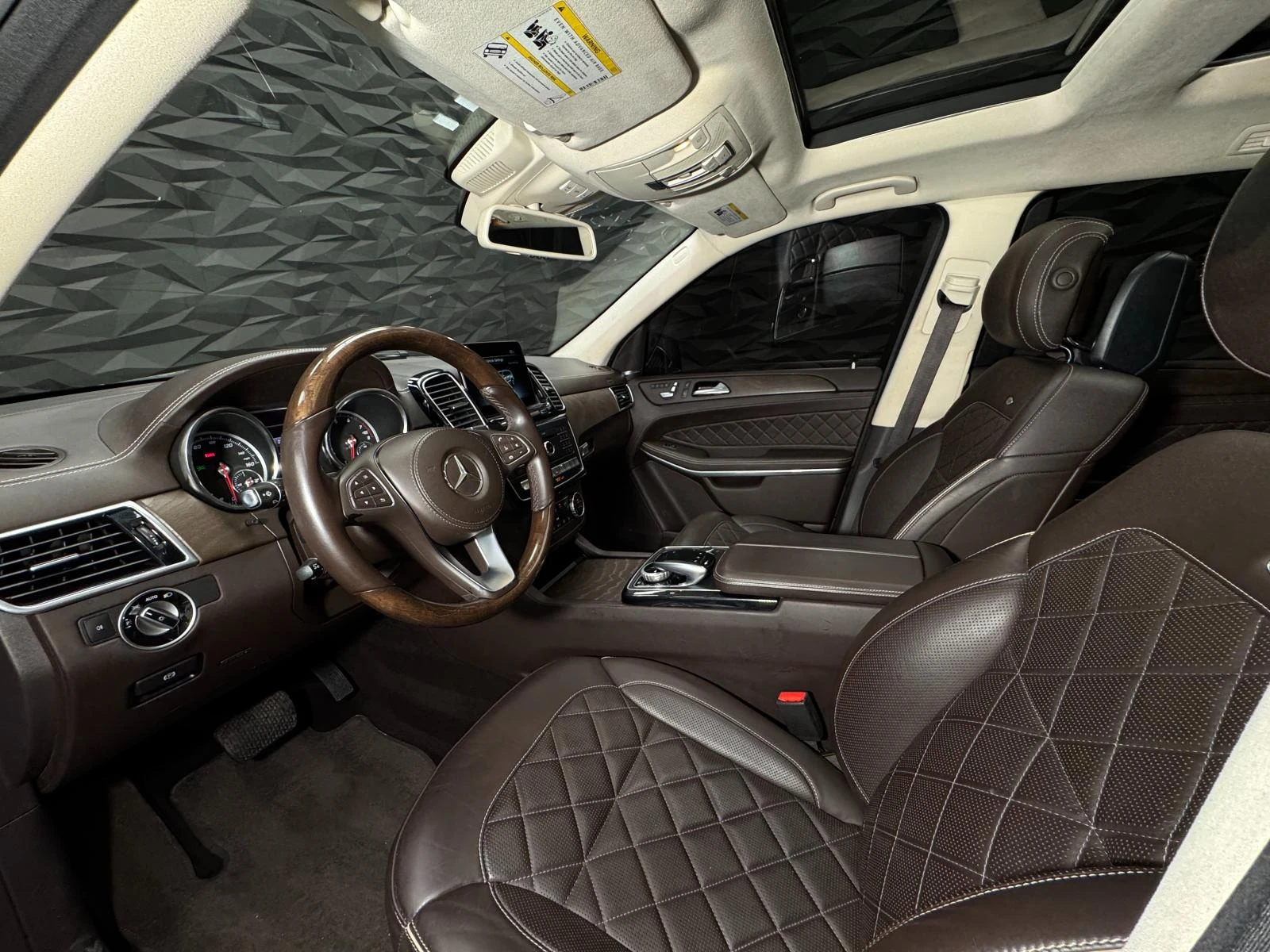 Mercedes-Benz GLS 550 4Matic* 360* Обдухване* Pano* H&K* 7 seats - изображение 7