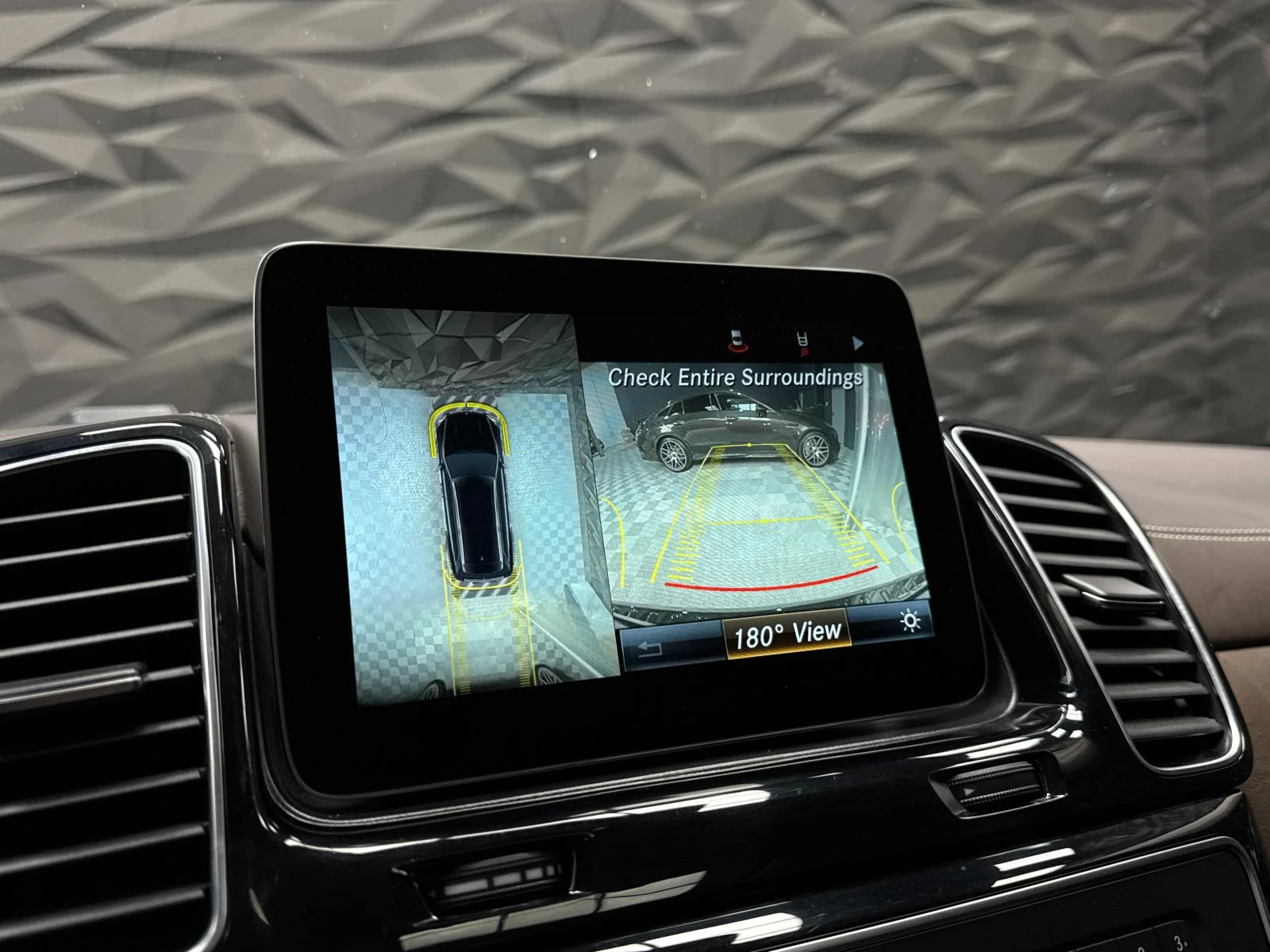 Mercedes-Benz GLS 550 4Matic* 360* * Pano* H&K* 7 seats | Mobile.bg   15