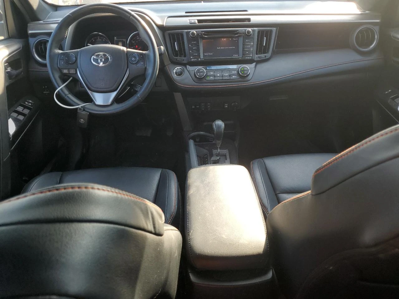 Toyota Rav4 SE - изображение 7