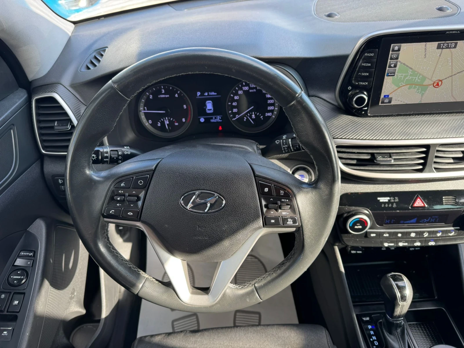 Hyundai Tucson 1.6CRDi/EURO.6D/РЕАЛНИ КМ ! ! !  - изображение 8