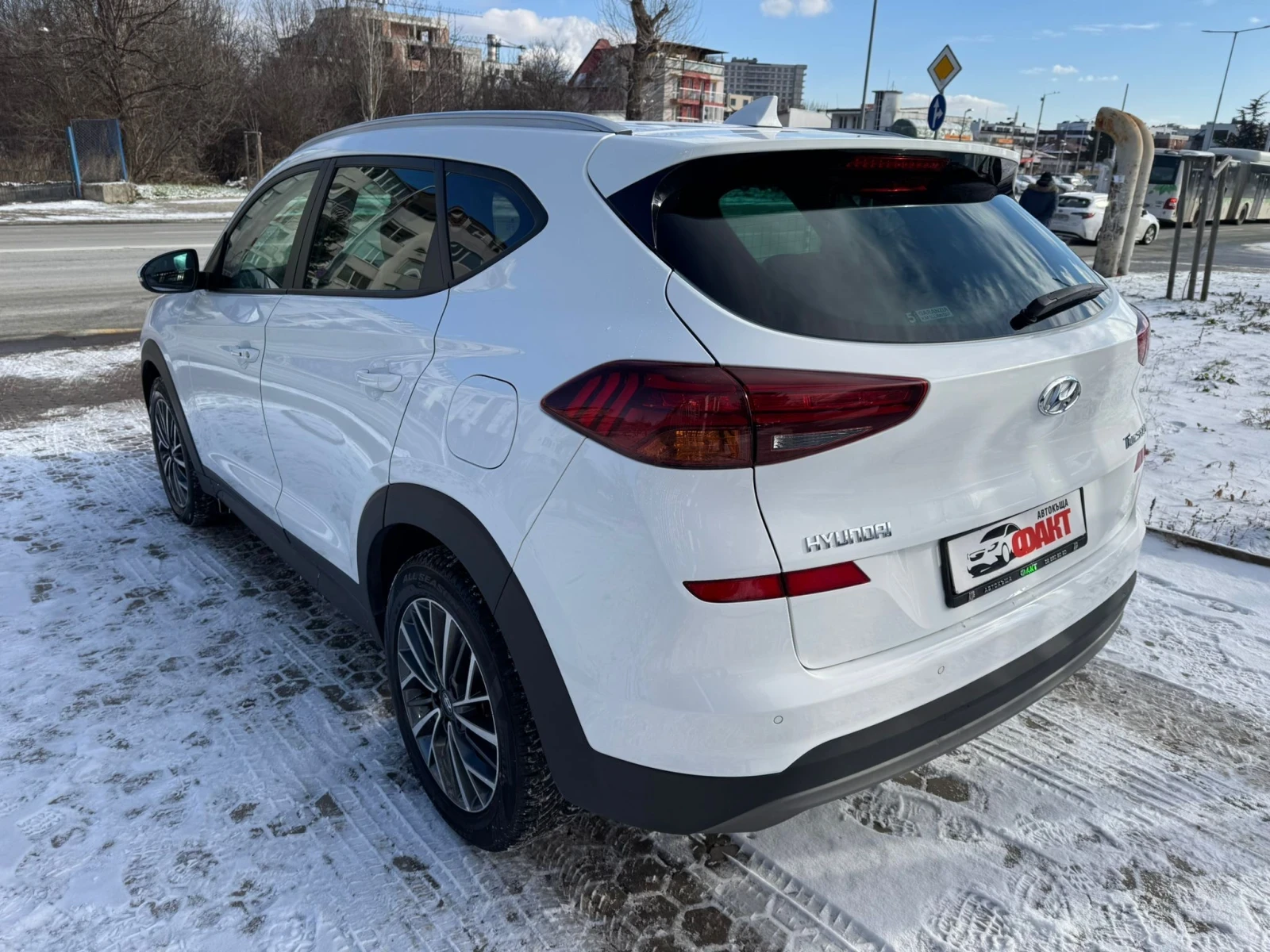 Hyundai Tucson 1.6CRDi/EURO.6D/РЕАЛНИ КМ ! ! !  - изображение 5