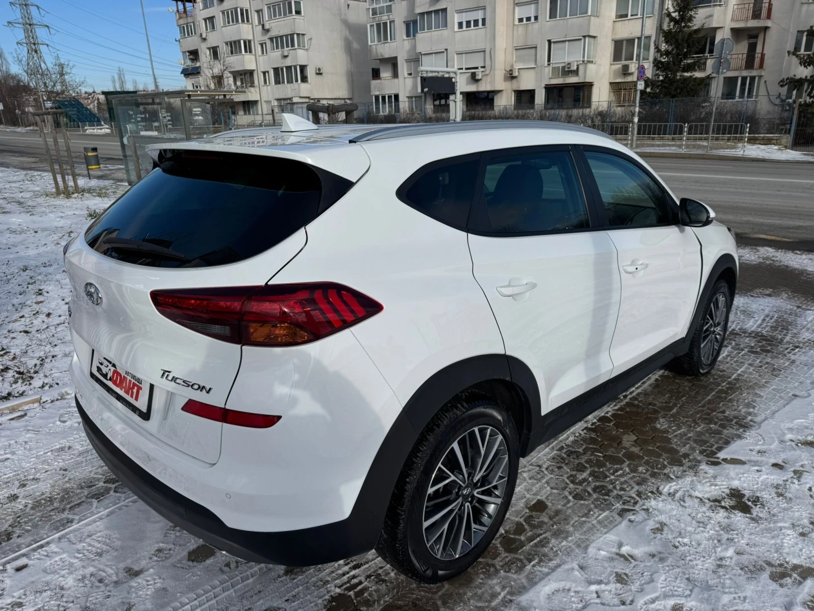 Hyundai Tucson 1.6CRDi/EURO.6D/РЕАЛНИ КМ ! ! !  - изображение 4