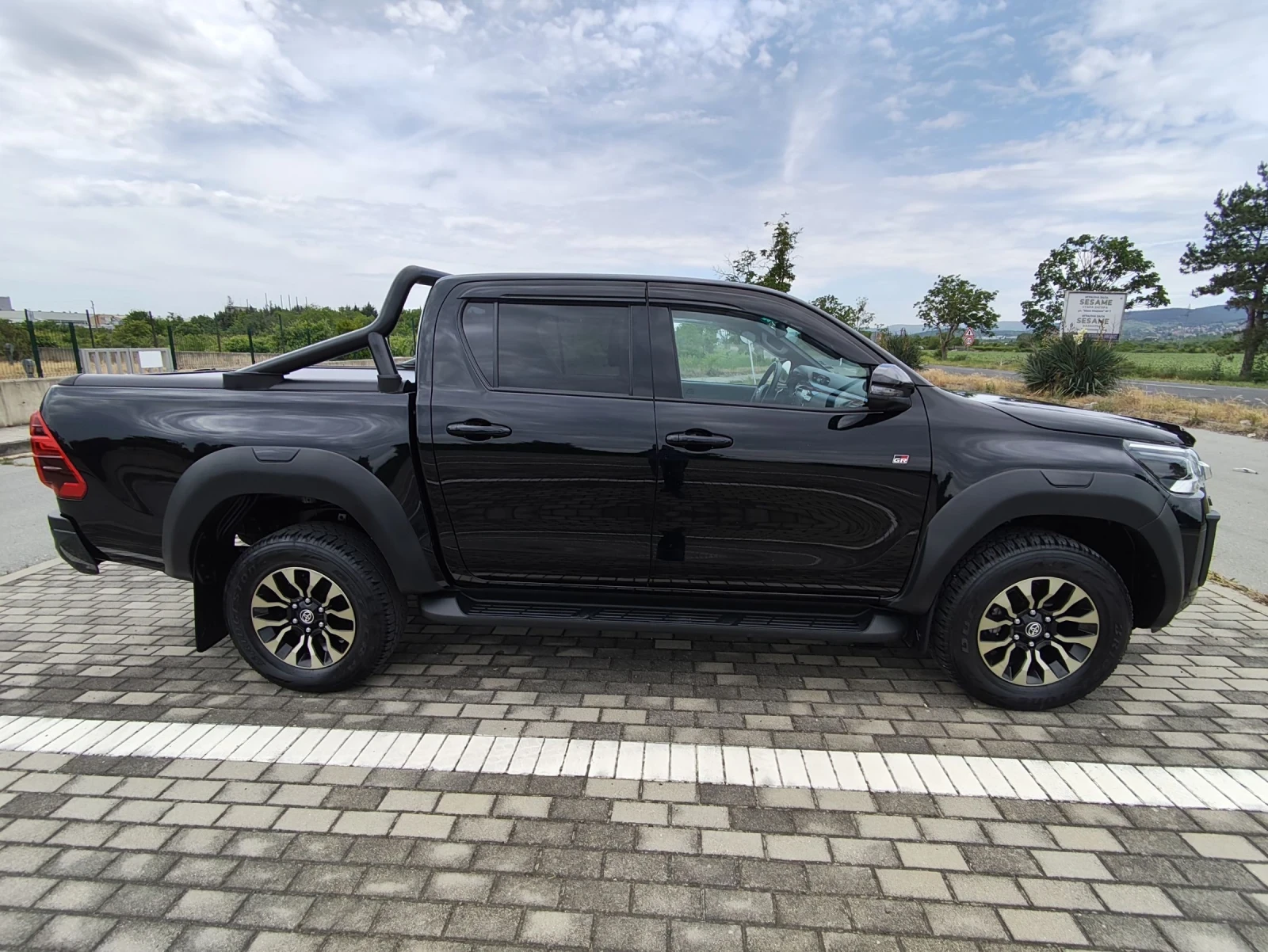 Toyota Hilux GR SPORT  - изображение 7