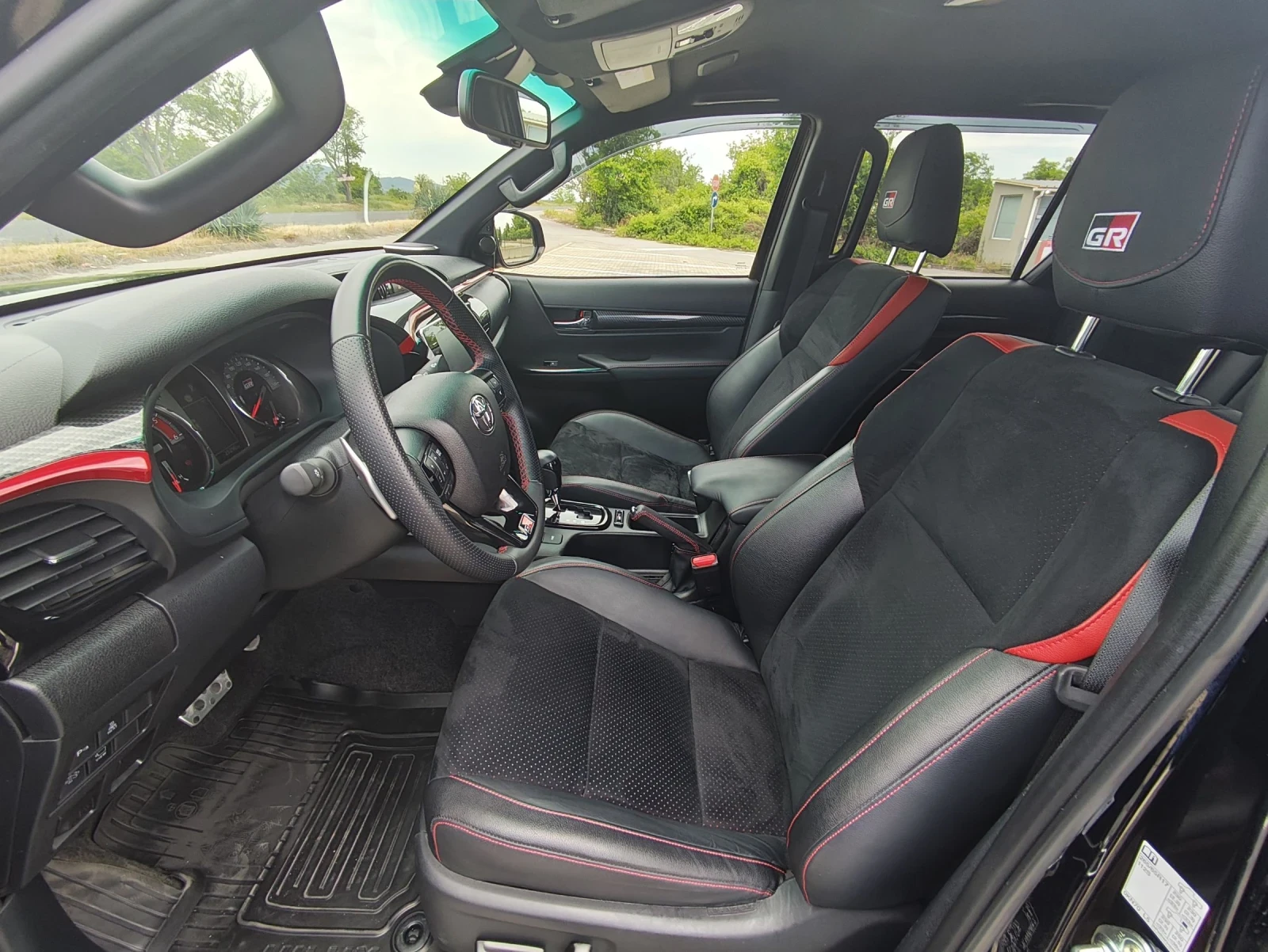 Toyota Hilux GR SPORT  - изображение 9