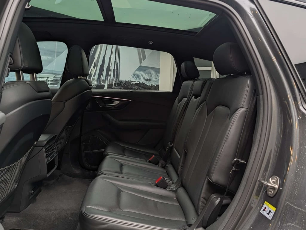Audi Q7 * quattro Technik * CARFAX * ЦЕНА ДО БГ - изображение 8