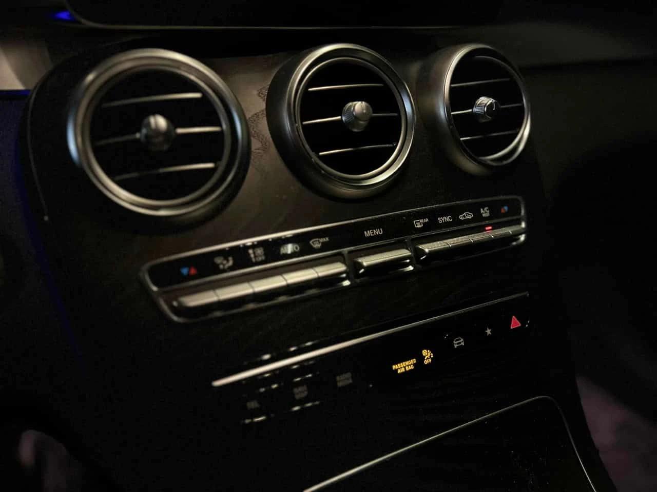 Mercedes-Benz GLC 300 4MATIC Coupe | 360  | KEYLESS | PANO | CARFAX | Mobile.bg � ����������� 11