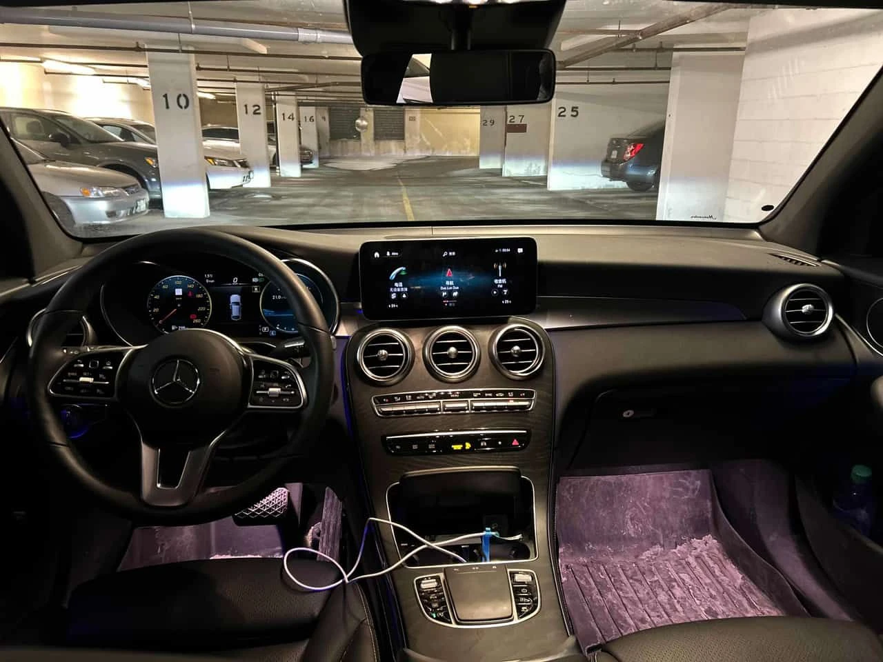 Mercedes-Benz GLC 300 4MATIC Coupe | 360  | KEYLESS | PANO | CARFAX - изображение 9