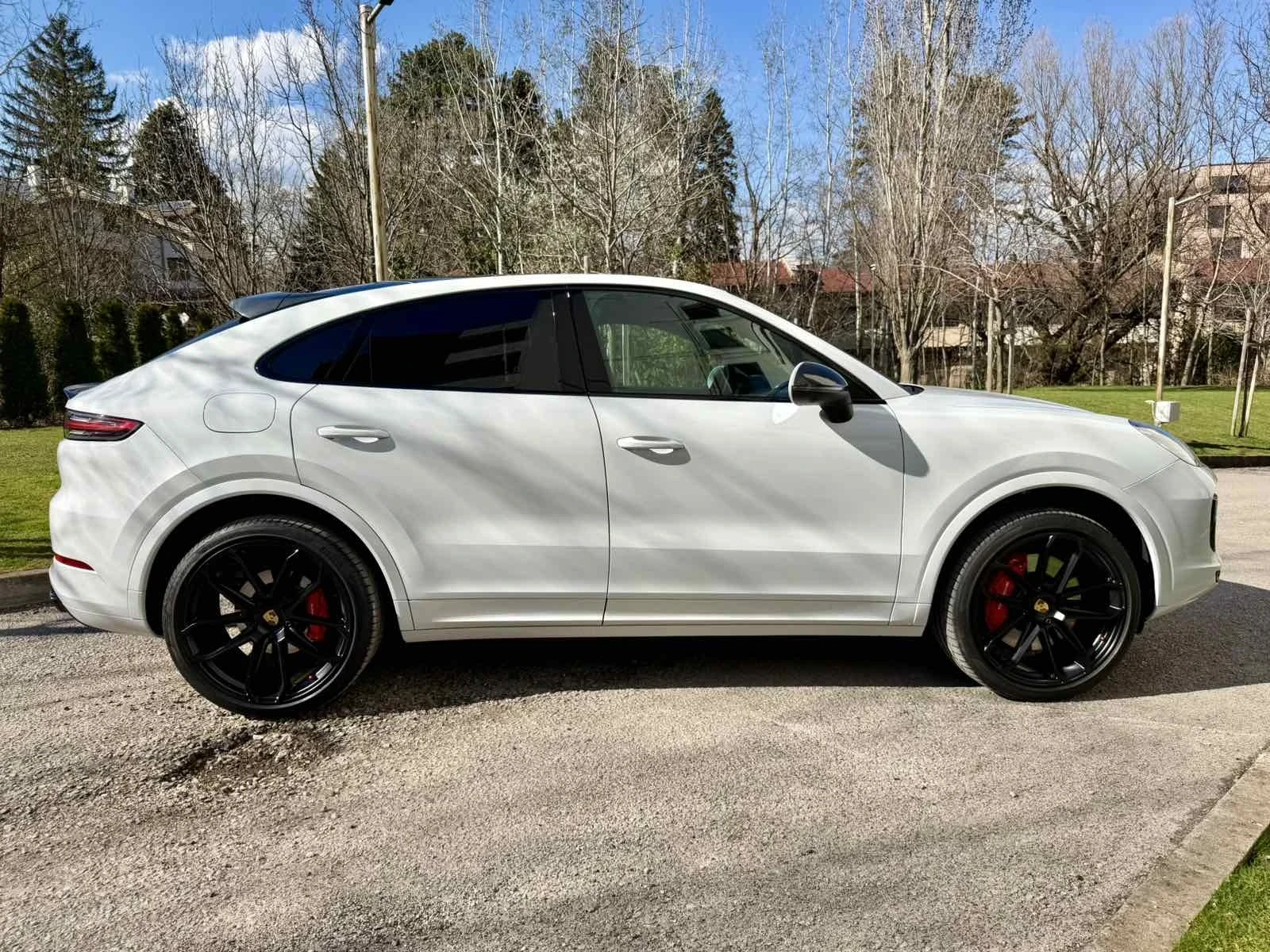 Porsche Cayenne 17 000 км !!!!!!!!, снимка 2 - Автомобили и джипове - 54104643