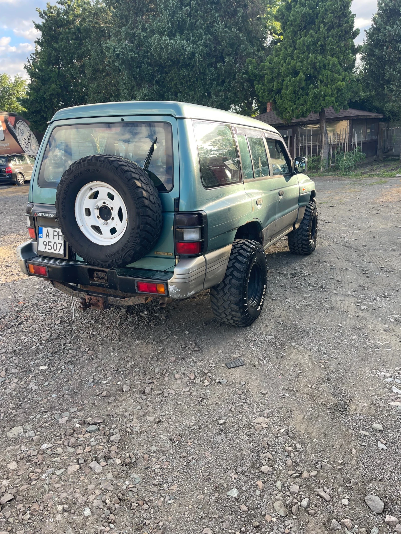 Mitsubishi Pajero 3.5 v6, снимка 10 - Автомобили и джипове - 54796848