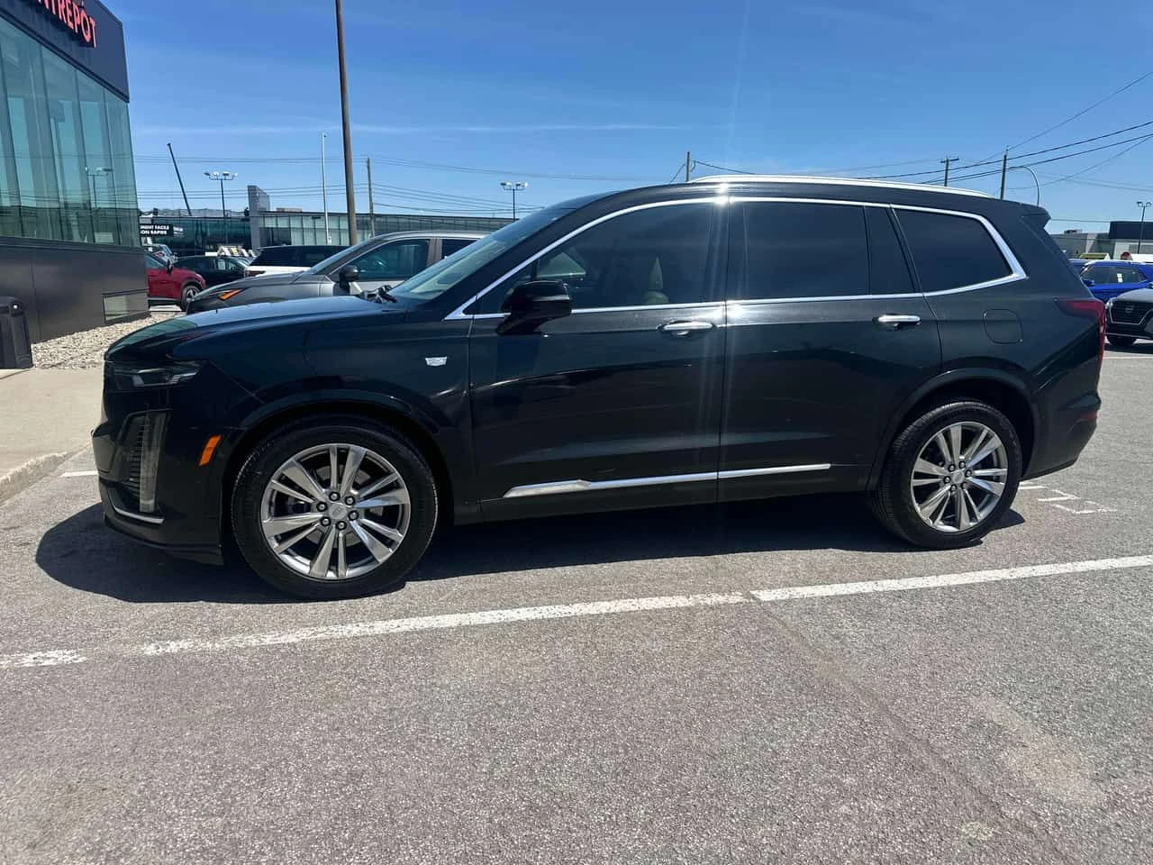 Cadillac XT6 AWD Premium Luxury /CARFAX/ФИНАНСИРАНЕ, снимка 3 - Автомобили и джипове - 54853824