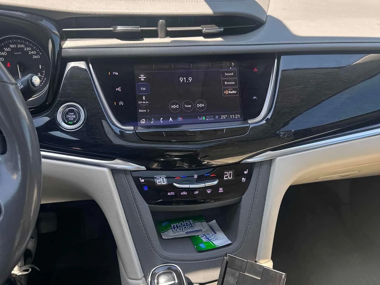 Cadillac XT6 AWD Premium Luxury /CARFAX/ФИНАНСИРАНЕ, снимка 8 - Автомобили и джипове - 54853824