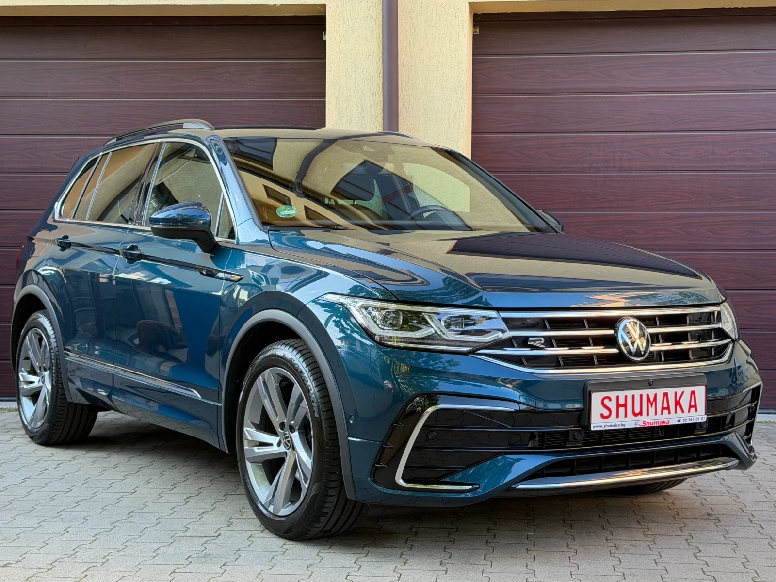 VW Tiguan R-Line-1.5TSI-150ps-59хил.км!, снимка 3 - Автомобили и джипове - 55155974