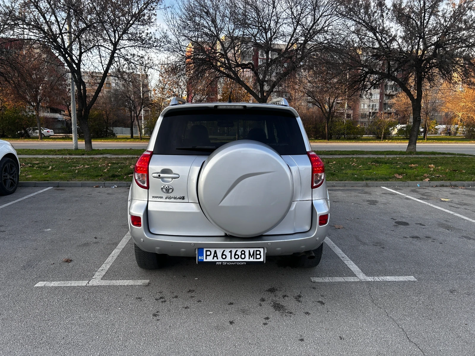Toyota Rav4 2.0 177 D-CAT, снимка 5 - Автомобили и джипове - 55213651