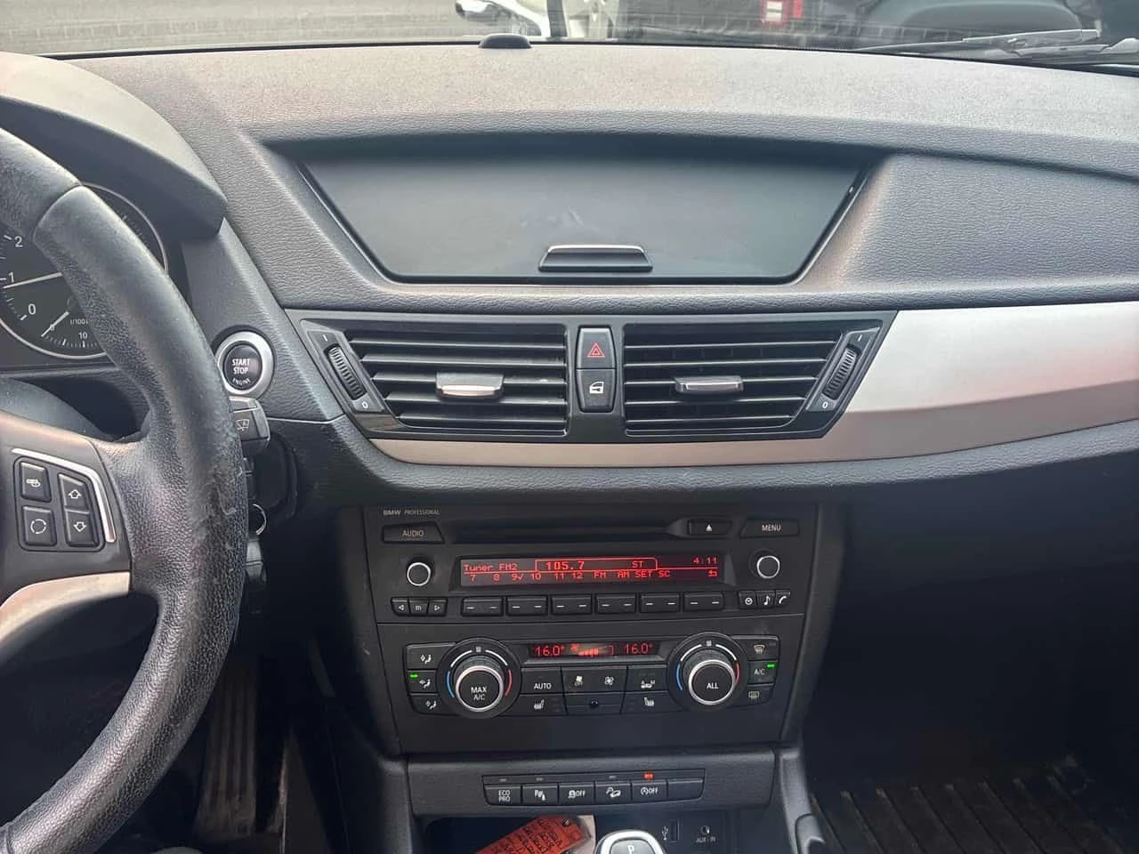 BMW X1 * xDrive28i * АВТОКРЕДИТ * ПРЕДСТАВИТЕЛСТВО, снимка 11 - Автомобили и джипове - 55308876