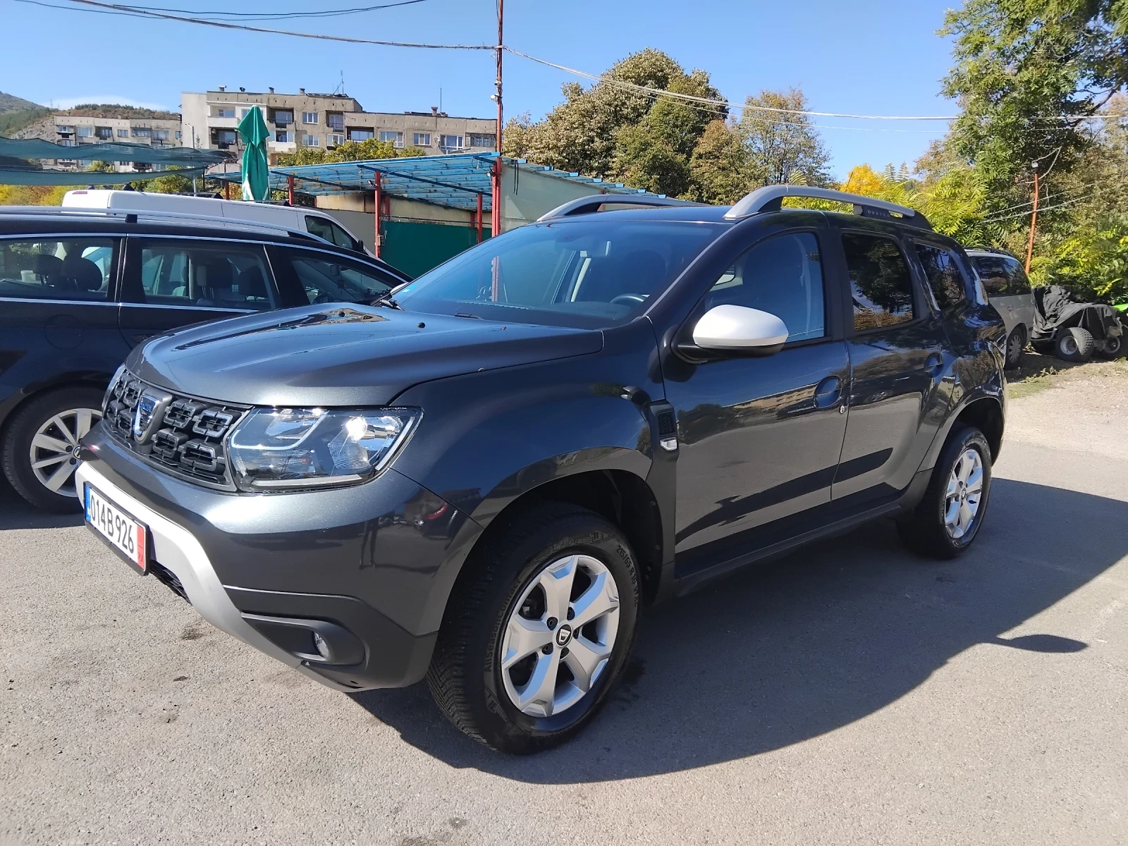 Dacia Duster 1.2i 80 000км!