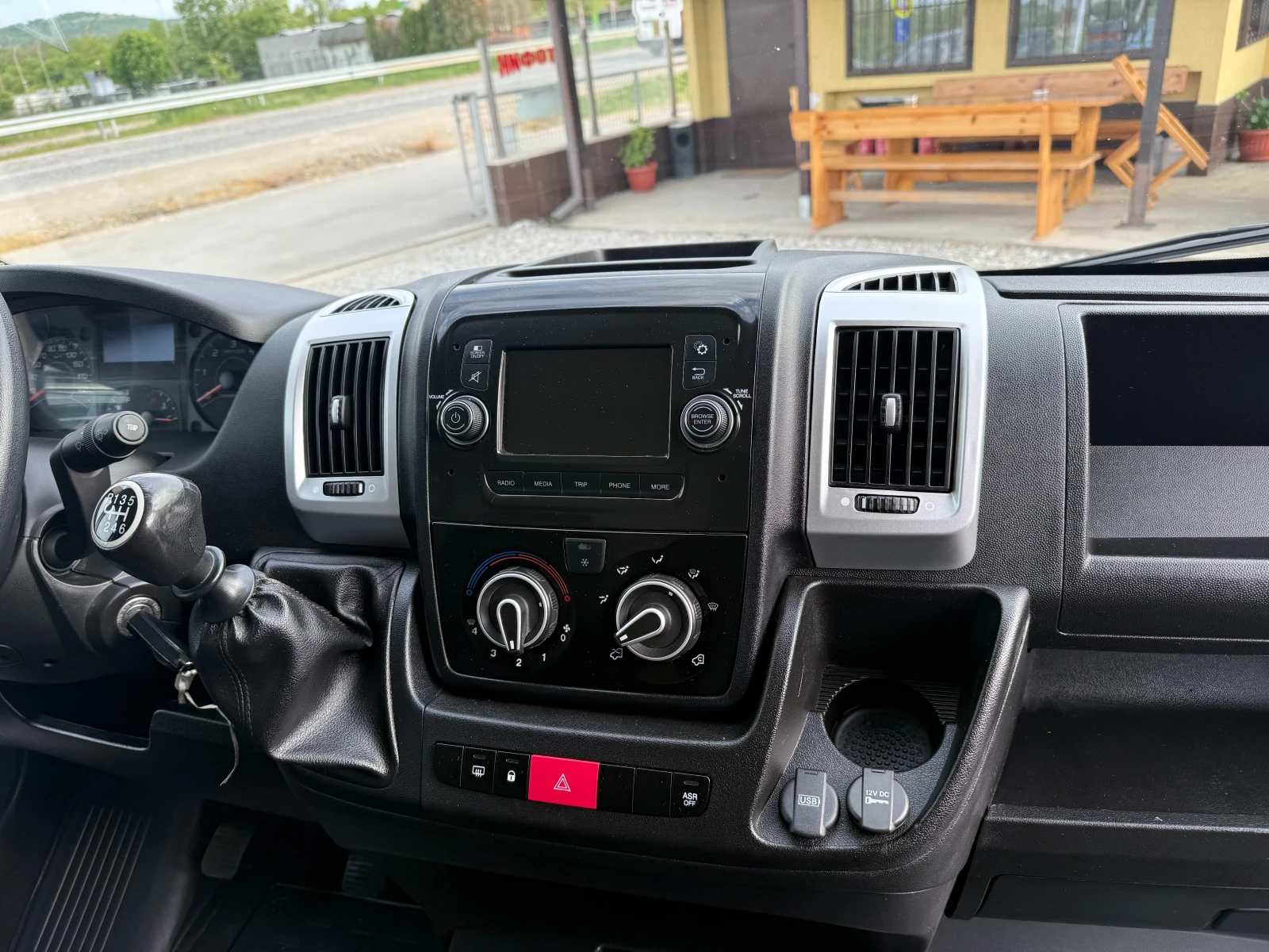 Fiat Ducato 2, 3 JTD КЛИМАТИК !! РЕАЛНИ 120000км. ЕВРО 6Д !! , снимка 11 - Бусове и автобуси - 54374393