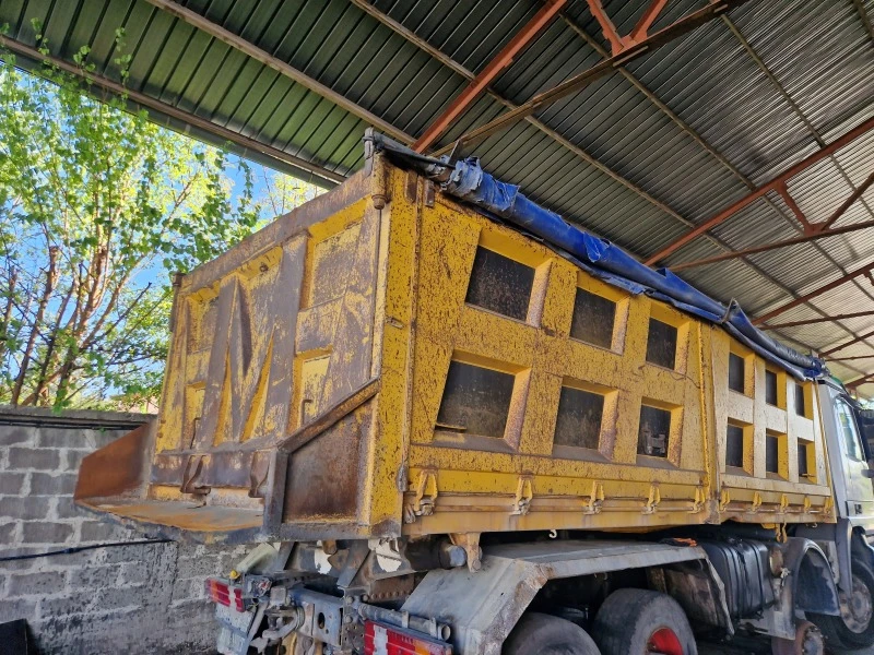 Mercedes-Benz Actros тристранен кош 6.00м, снимка 2 - Камиони - 45193922