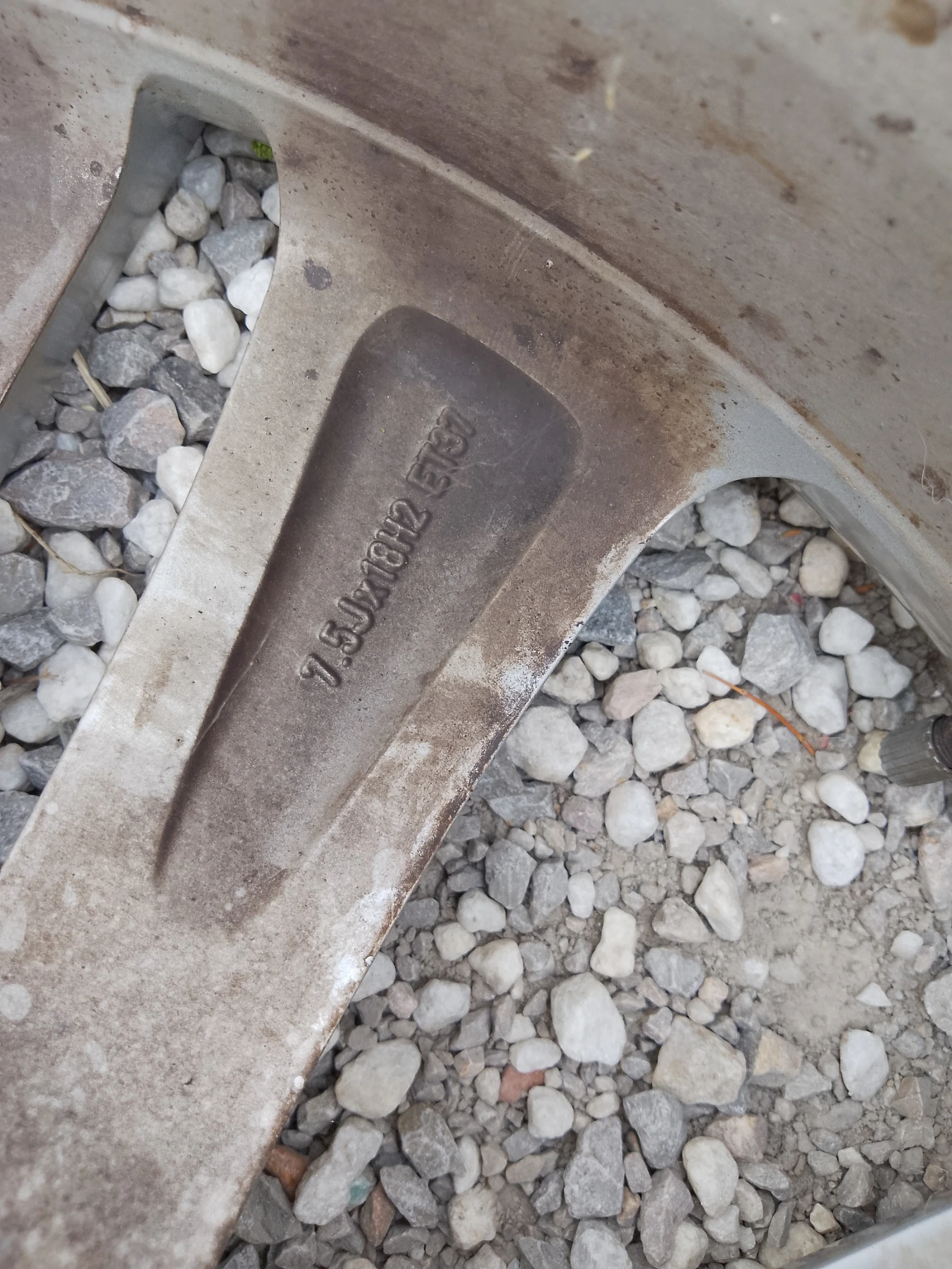    225/40R18  Opel Meriva | Mobile.bg   6