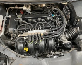 Ford Focus 2.0 145 ГАЗ, снимка 13