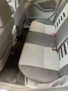 Ford Focus 2.0 145 ГАЗ, снимка 11