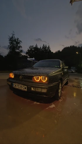 Обява за продажба на VW Golf 1.6  ~1 500 лв. - изображение 1