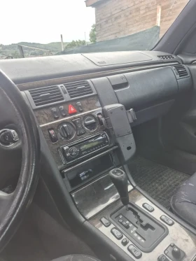 Mercedes-Benz E 300 | Mobile.bg    14
