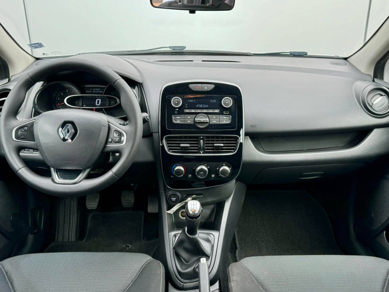 Renault Clio 1.5dci, снимка 12 - Автомобили и джипове - 43524472