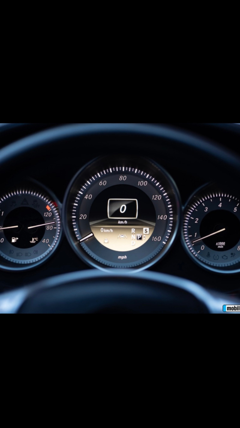 Mercedes-Benz CLS 500 НОВ ДВИГАТЕЛ!, снимка 16 - Автомобили и джипове - 45962354