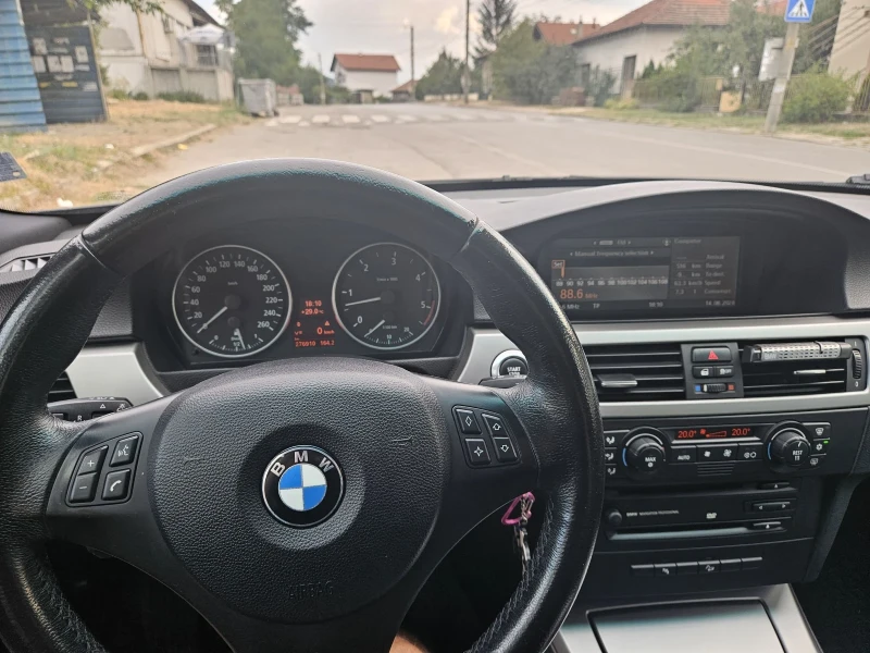 BMW 330 E91, снимка 15 - Автомобили и джипове - 46920406