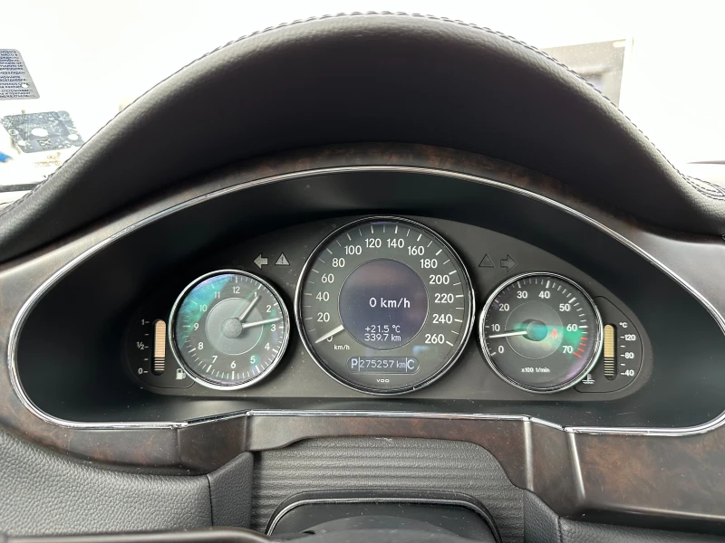 Mercedes-Benz CLS 500, снимка 17 - Автомобили и джипове - 47468546