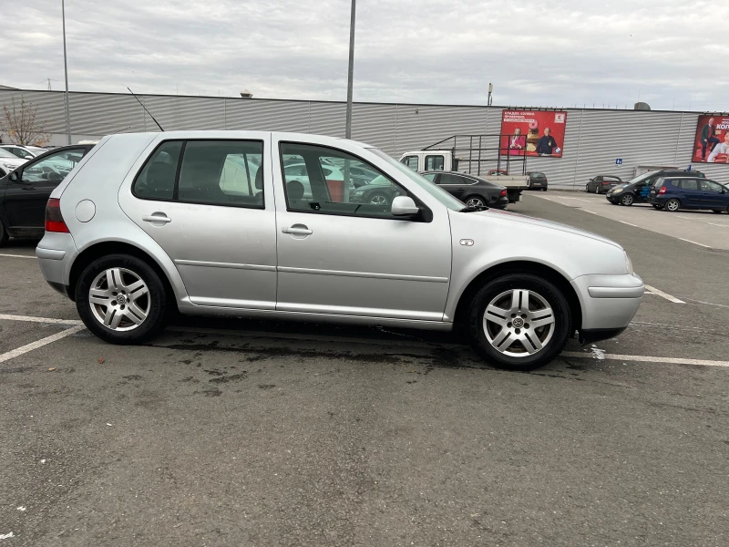 VW Golf, снимка 1 - Автомобили и джипове - 48062822