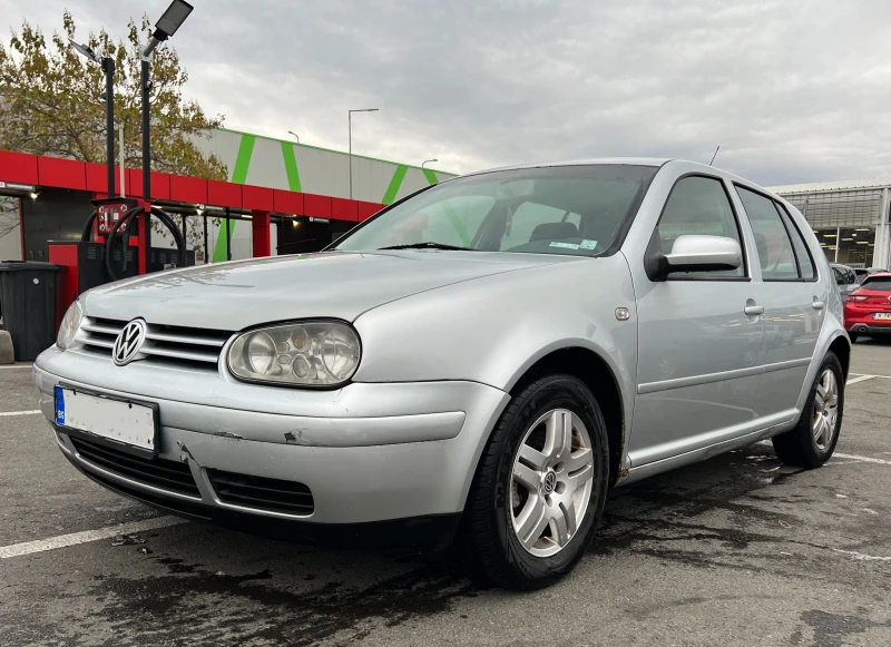 VW Golf, снимка 2 - Автомобили и джипове - 48062822