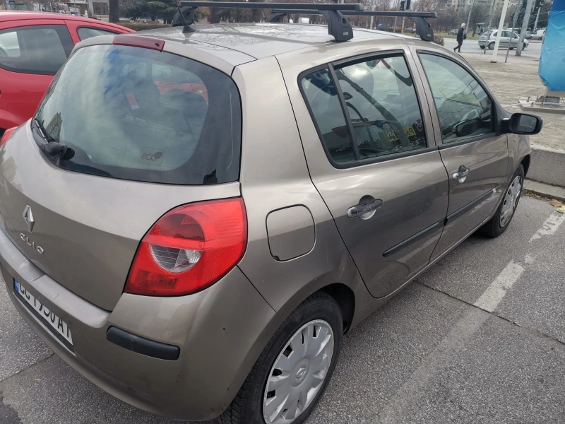 Renault Clio, снимка 2 - Автомобили и джипове - 48364235