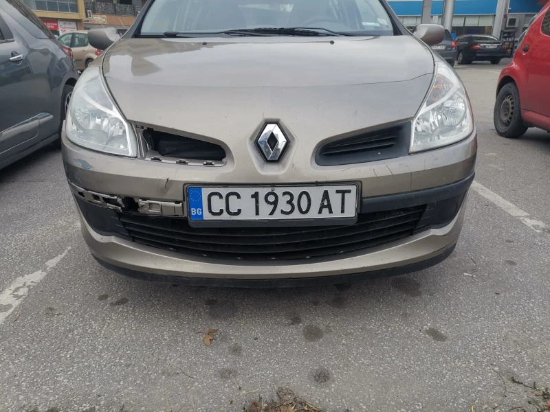 Renault Clio, снимка 5 - Автомобили и джипове - 48364235