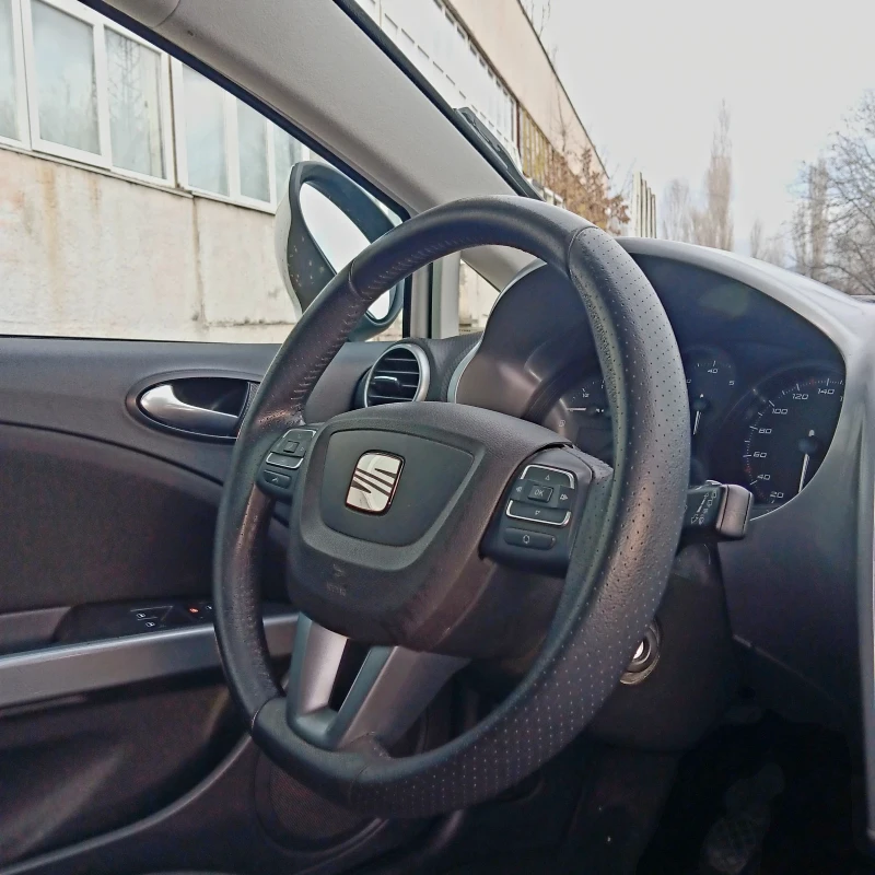 Seat Leon MK2 1P Facelift 2010, снимка 7 - Автомобили и джипове - 48458633