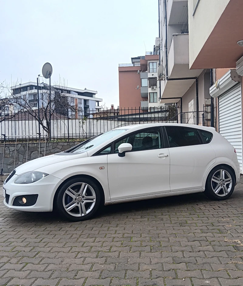 Seat Leon MK2 1P Facelift 2010, снимка 2 - Автомобили и джипове - 48458633