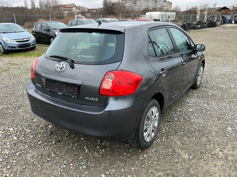 Toyota Auris 1.4 D-4D, снимка 4 - Автомобили и джипове - 48496929