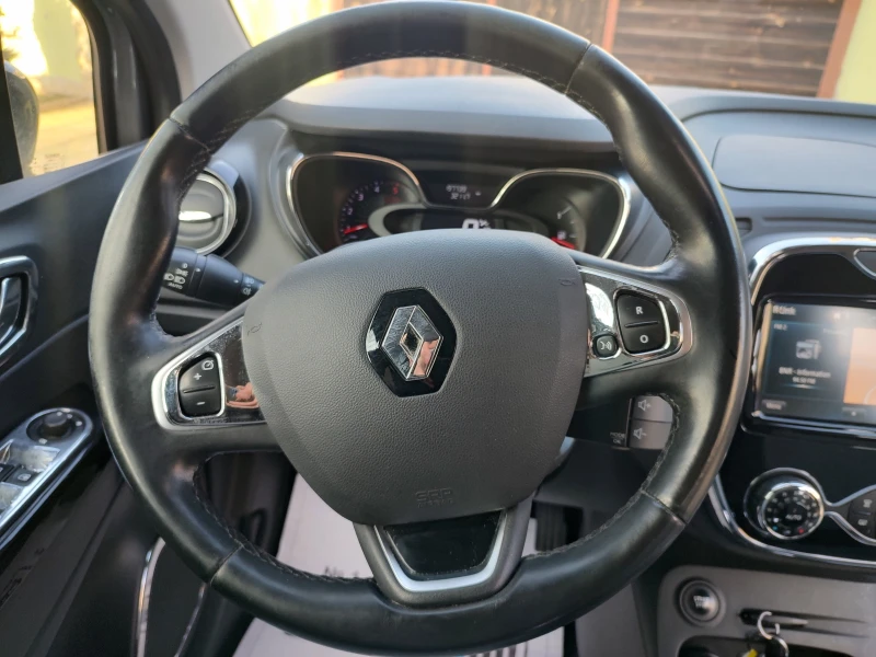 Renault Captur 1.5DCI-нави, камера, снимка 12 - Автомобили и джипове - 49166719