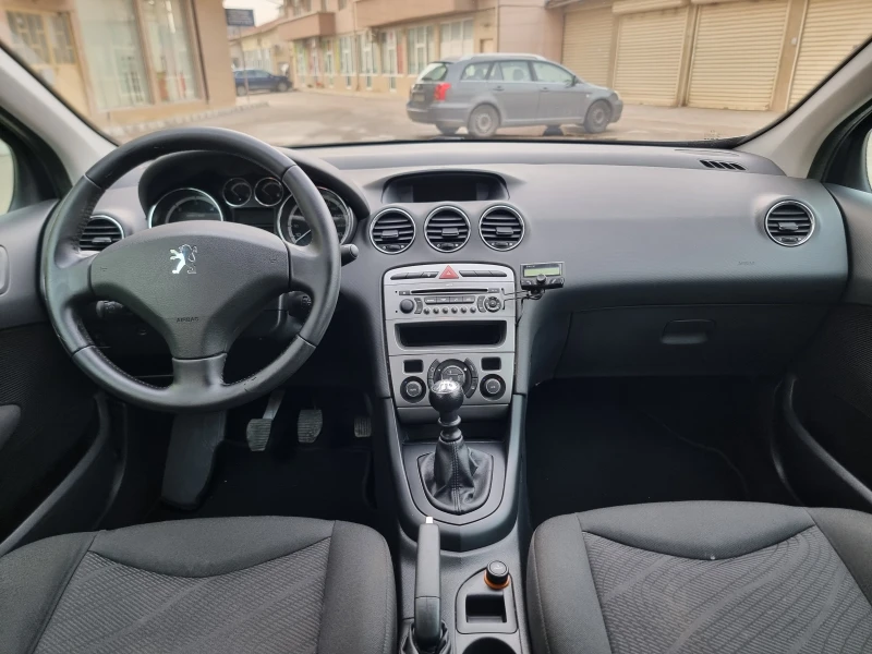 Peugeot 308 1.6 HDI, снимка 10 - Автомобили и джипове - 49337311