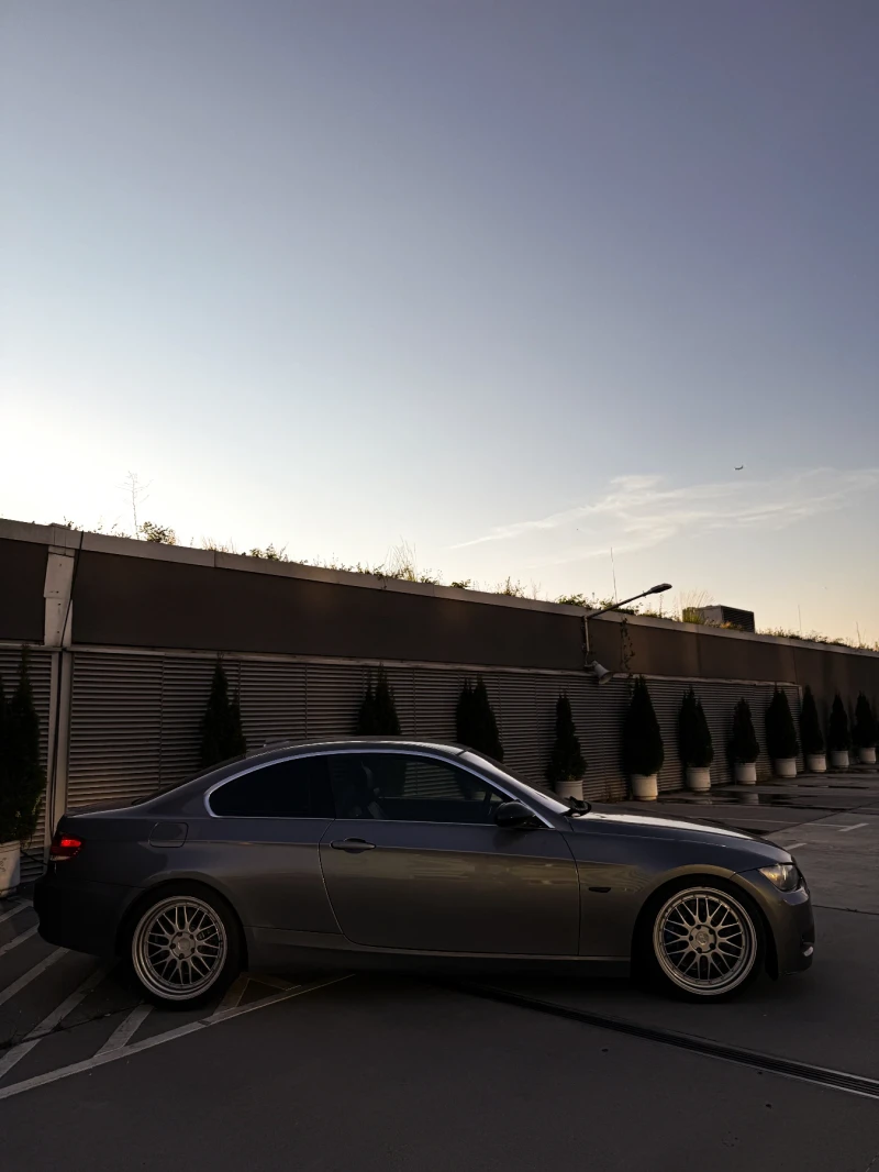 BMW 335, снимка 2 - Автомобили и джипове - 52392482