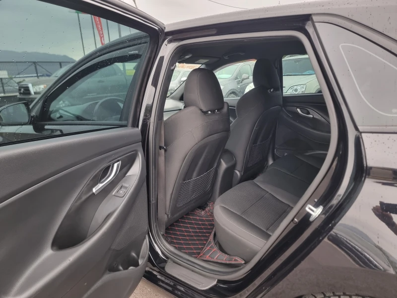 Hyundai I30 1.4I TURBO, снимка 11 - Автомобили и джипове - 51203156