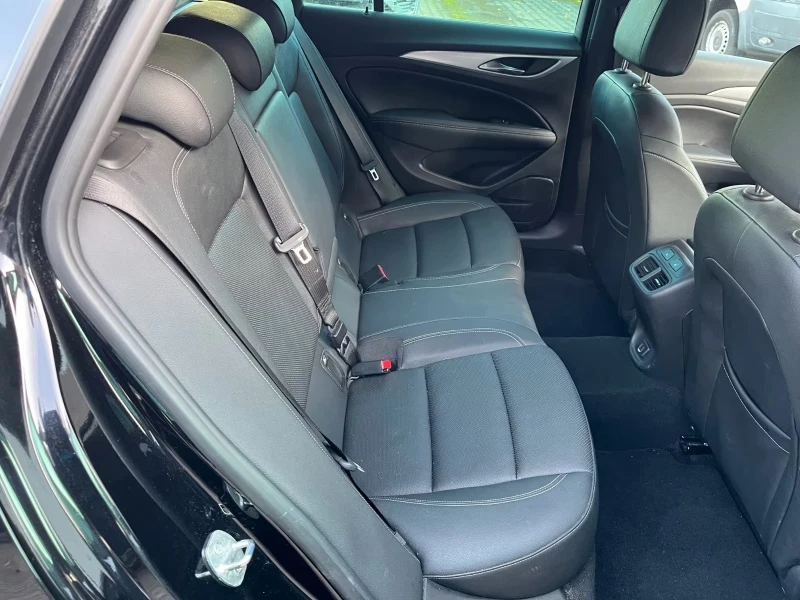 Opel Insignia 1.5/ULTIMATE/122HP/OPC-LINE/ACC/AMBI/MASSAGE/913f, снимка 12 - Автомобили и джипове - 52308543