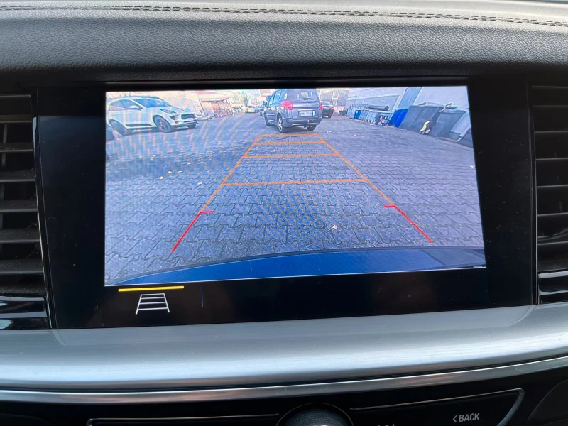 Opel Insignia 1.5/ULTIMATE/122HP/OPC-LINE/ACC/AMBI/MASSAGE/913f, снимка 10 - Автомобили и джипове - 52308543