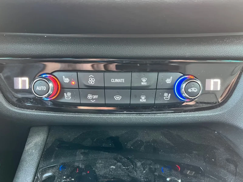 Opel Insignia 1.5/ULTIMATE/122HP/OPC-LINE/ACC/AMBI/MASSAGE/913f, снимка 11 - Автомобили и джипове - 52308543