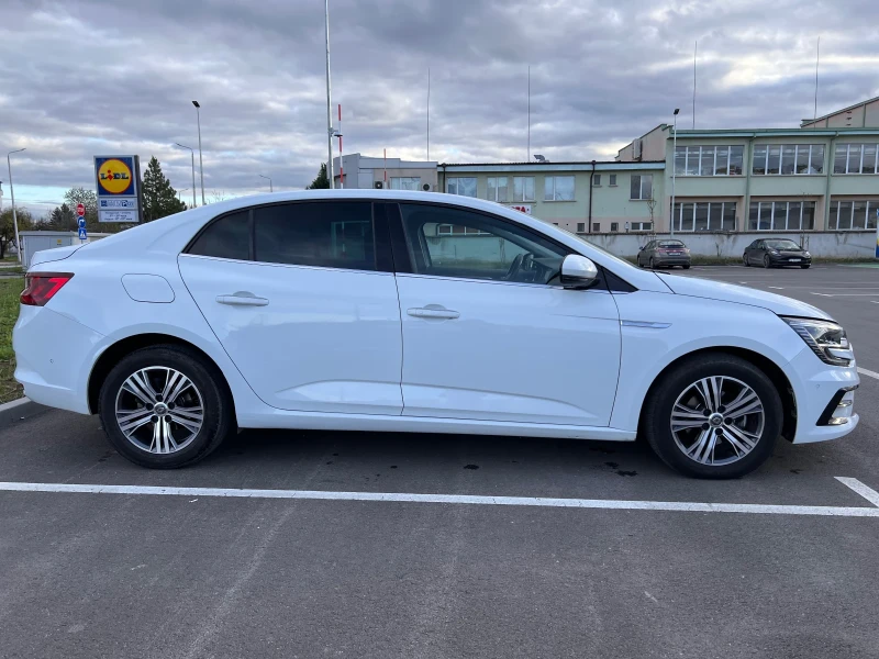 Renault Megane 1.5 CDI, снимка 3 - Автомобили и джипове - 52682942
