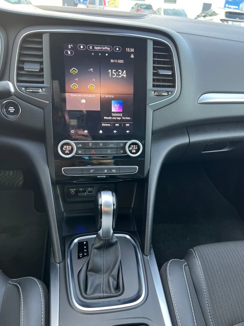 Renault Megane 1.5 CDI, снимка 11 - Автомобили и джипове - 52682942